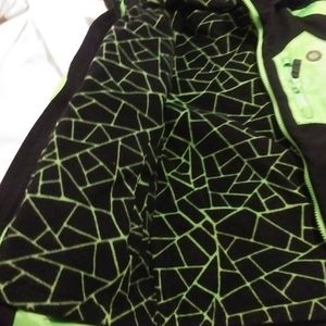 Boys coat w inner liner